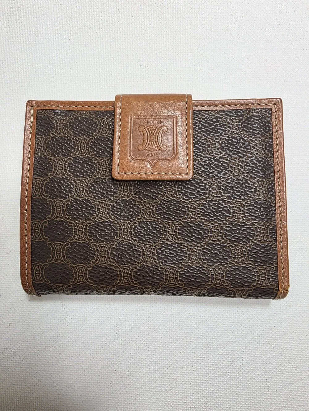 vintage Y2K Celine Macadam Triomphe bifold compact wallet kisslock